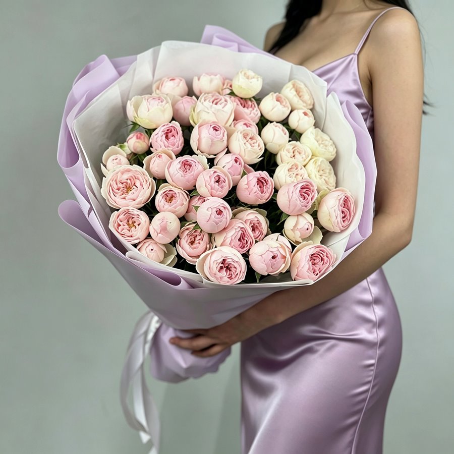 11 пионовидных кустовых роз Мэнсфилд Парк