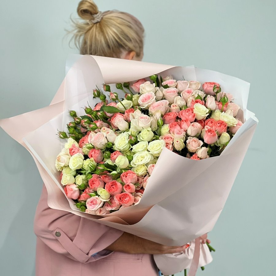 35 кустовых роз Фемке, Лирика