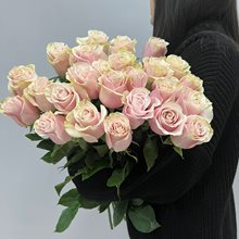 25 нежно розовых роз "Пинк Мондиаль"