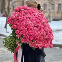 101 пионовидная роза кустовая Жизель