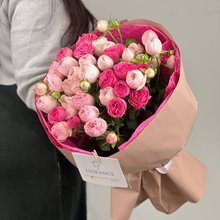11 пионовидных роз Микс