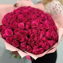 101 малиновая роза 40 см