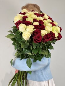 51 роза микс