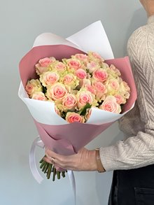 25 роз Кения  40 см 