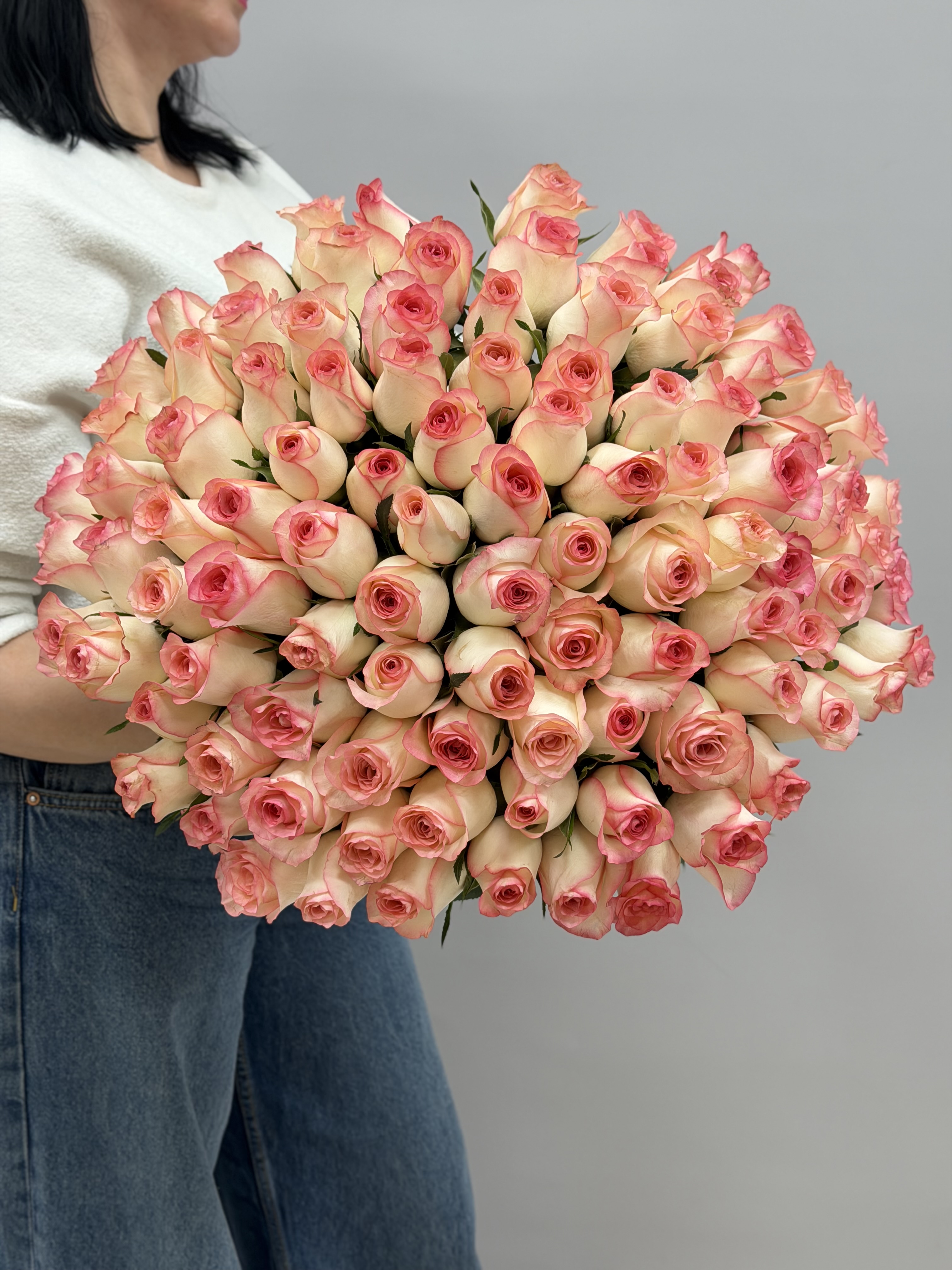 101 белая роза Джумилия